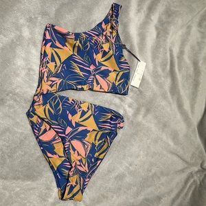 Skater Swim Nicole one piece in Anguilla colorway